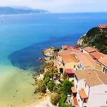Danila Hotel 3*