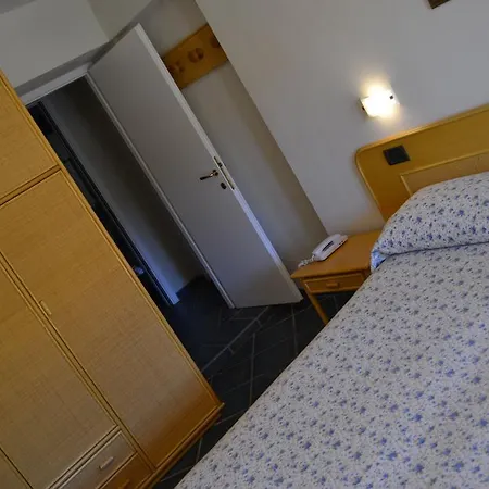 丹尼拉酒店 费拉约港