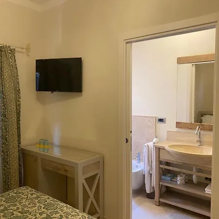 Danila Hotel