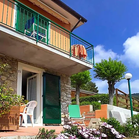 Danila Hotel 3*