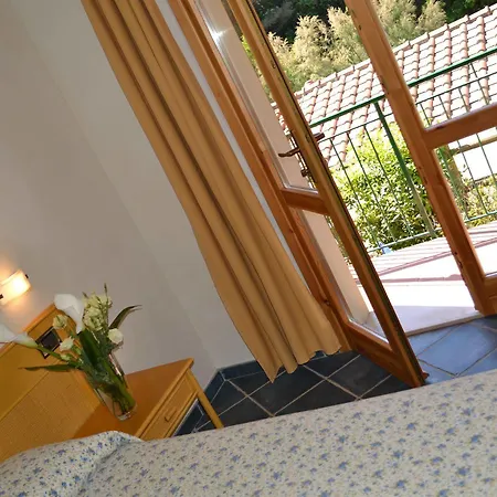 Danila Hotel 3*
