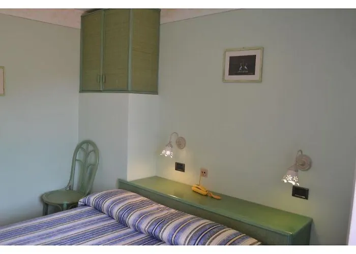 丹尼拉酒店 酒店