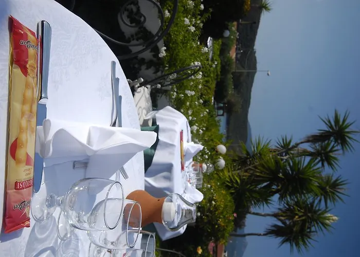 丹尼拉酒店 酒店 3*