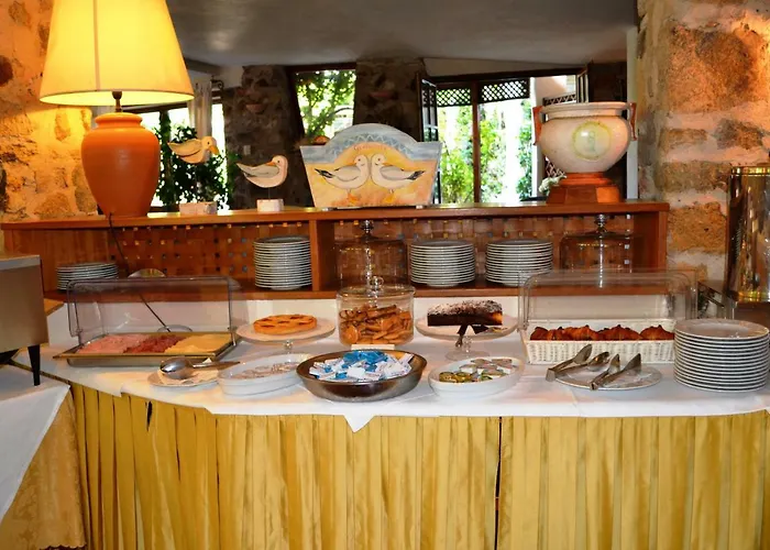 丹尼拉酒店 3* 费拉约港