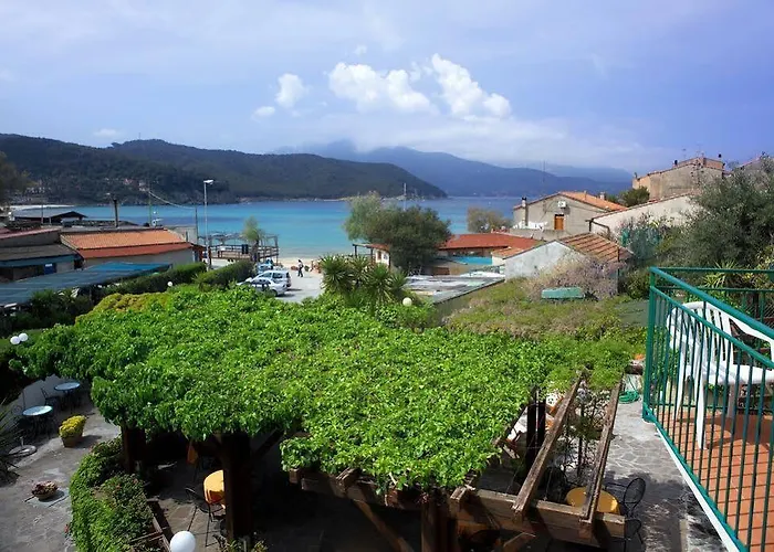 丹尼拉酒店 酒店